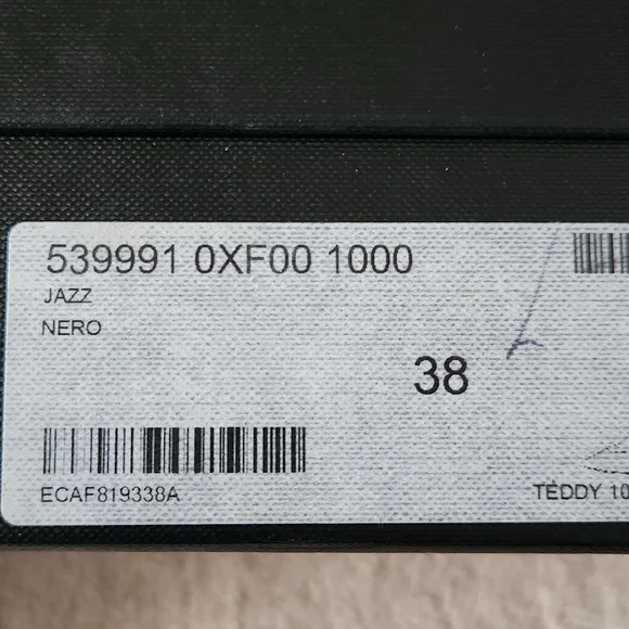 Saint Laurent Black Patent Leather Heels - Picture 10 of 10